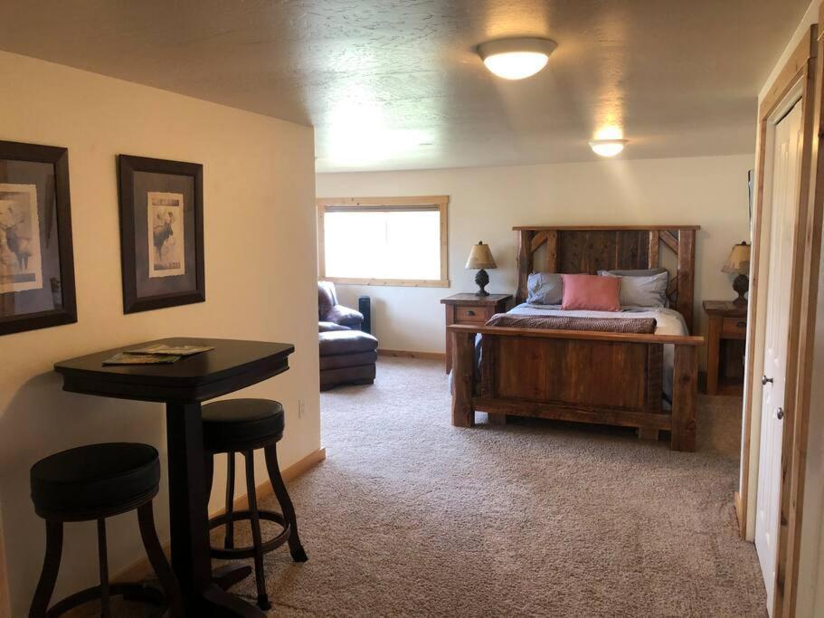 Stunning Views, Prime Location *